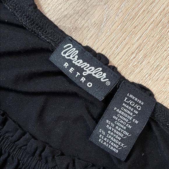 Wrangler - Retro embroidered floral blouse, beautiful colors, lots of stretch - Picture 4 of 10